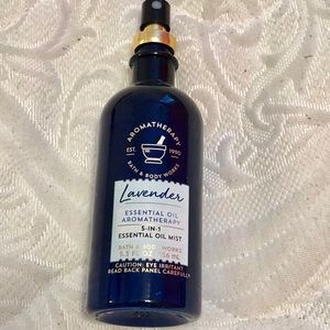 Bath and body works aromatherapy lavender spray